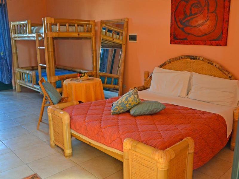 Family room with bunk beds at B&b Fa.ro.mi